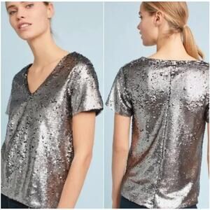 Anthropologie Vanessa Virginia Sequin Short Sleeve V-Neck Top Silver Women's XS‎